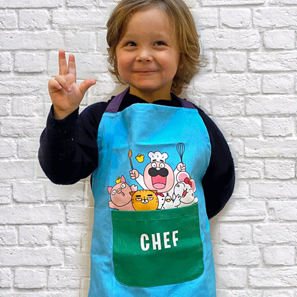 Gif avec des enfants cuisinant avec le tablier Chefclub Kids