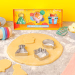 3 emporte-pièces - les biscuits d'anniversaire :en forme de chapeau, de ballon et de cadeau 